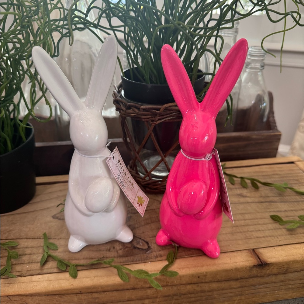 BELLA LUX HOT PINK/ WHITE CERAMIC EASTER BUNNIES 2 NEW